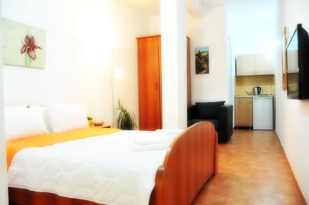Pontino Apartments Улцин Стая снимка