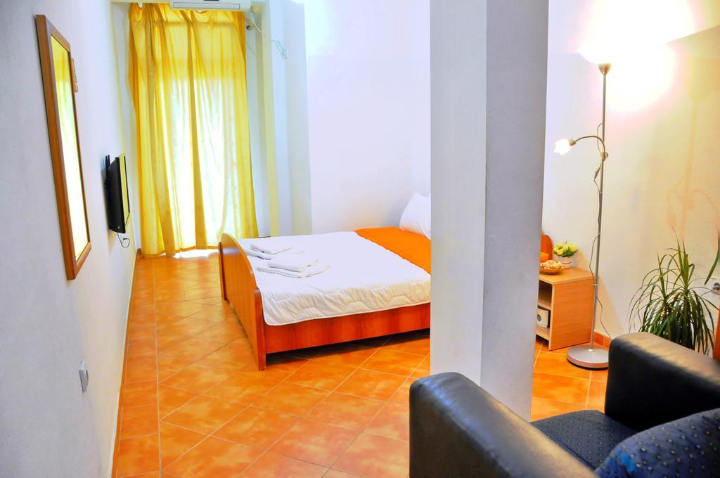 Pontino Apartments Улцин Стая снимка