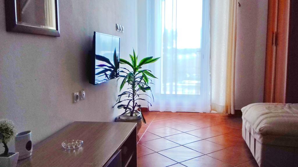 Pontino Apartments Улцин Екстериор снимка