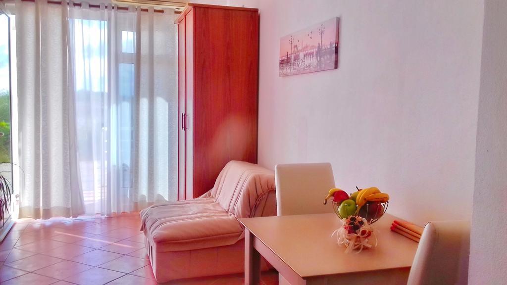 Pontino Apartments Улцин Екстериор снимка
